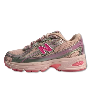 NEW BALANCE 740 ROSE Sneaker