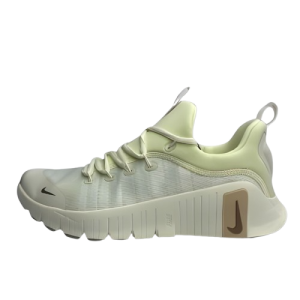 NIKE FREE BEIGE